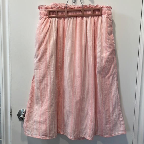NWT joe fresh tangerine and white skirt with elastic waist and pockets. Size M - Picture 1 of 11